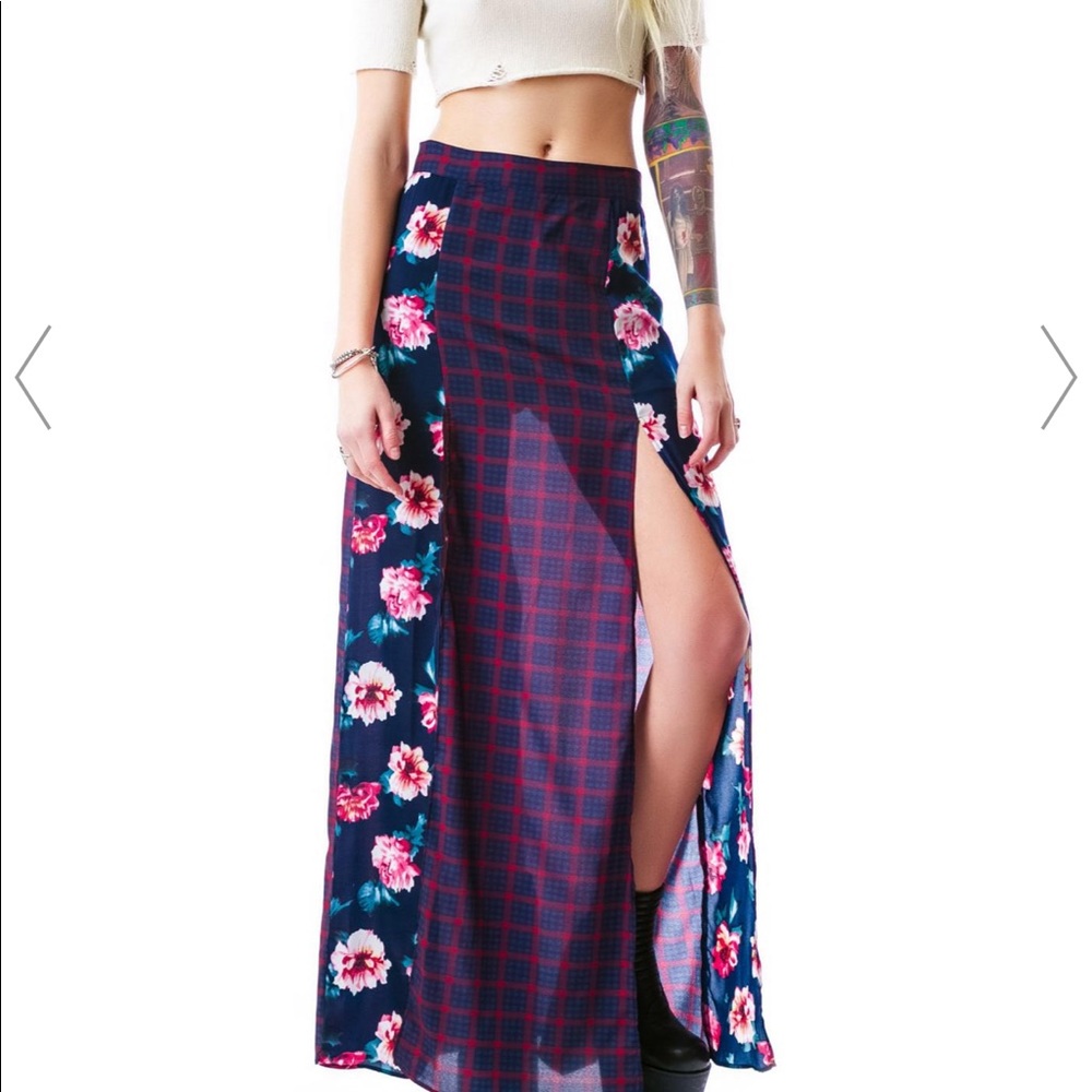 Dolls kill peony plaid maxi skirt ***NWT